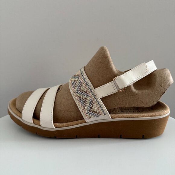 Naturalizer - Off White - Sandals with Beading - Size 8 - Picture 3 of 10